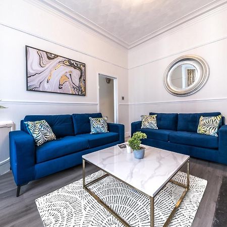 Stylish Luxury Large 4Br Kingbed Barrow-in-Furness Exterior foto