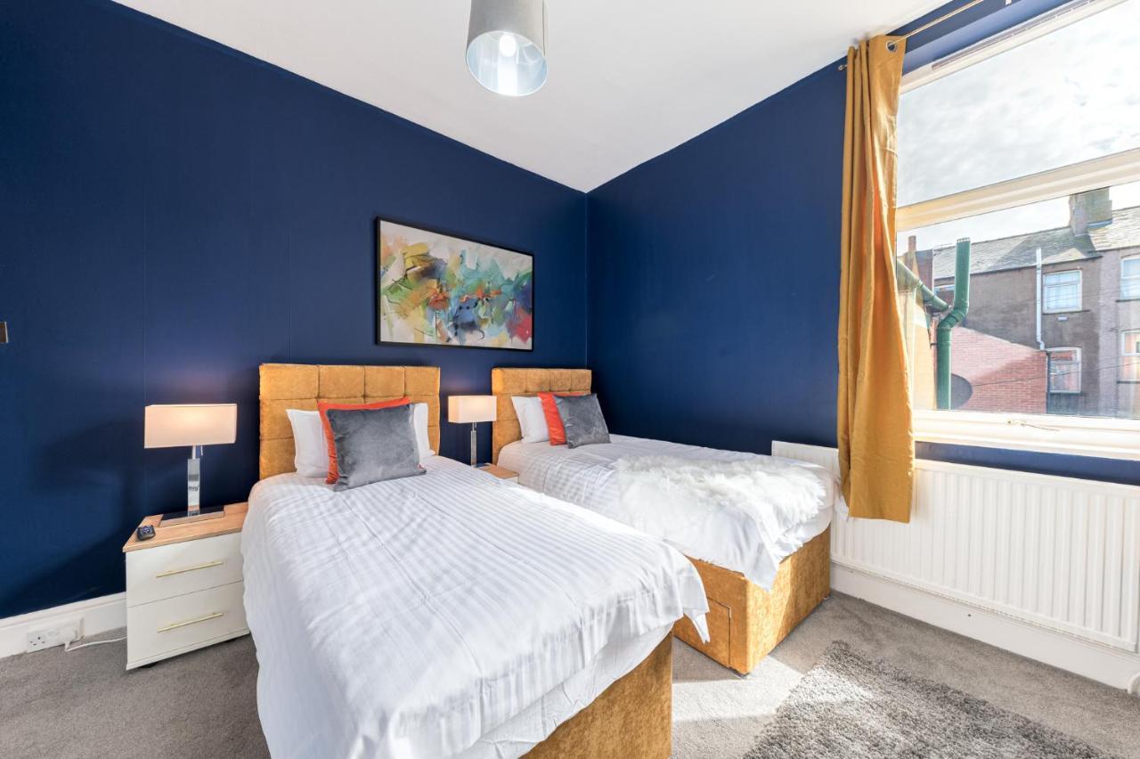 Stylish Luxury Large 4Br Kingbed Barrow-in-Furness Exterior foto