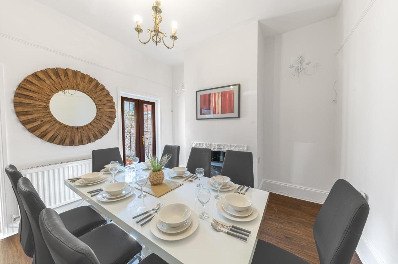 Stylish Luxury Large 4Br Kingbed Barrow-in-Furness Exterior foto